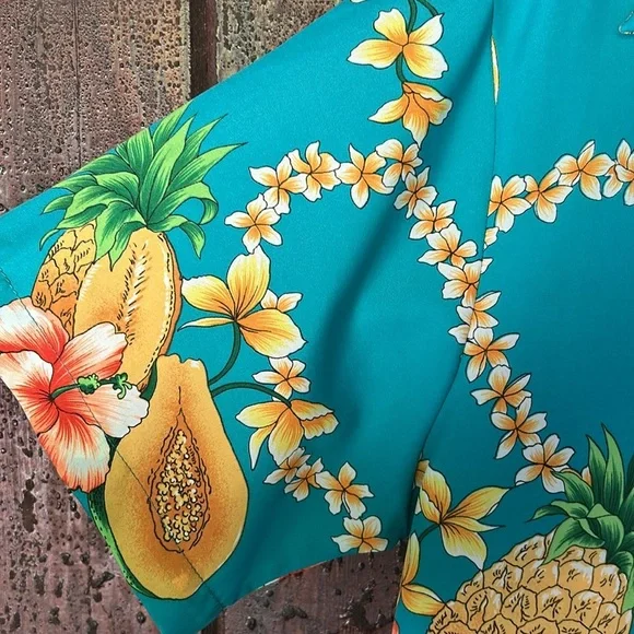 Vintage 70s Hawaiian Aloha Shirt Papaya Leis Pineapple Hibiscus Polyester Medium - Picture 5 of 9